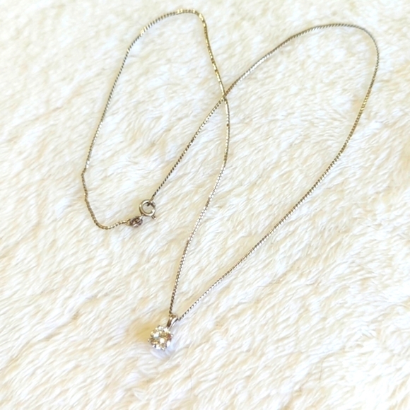 Beautiful 1 Carat CZ Pendant on a 18" Italian Sterling Silver Chain - Picture 3 of 8